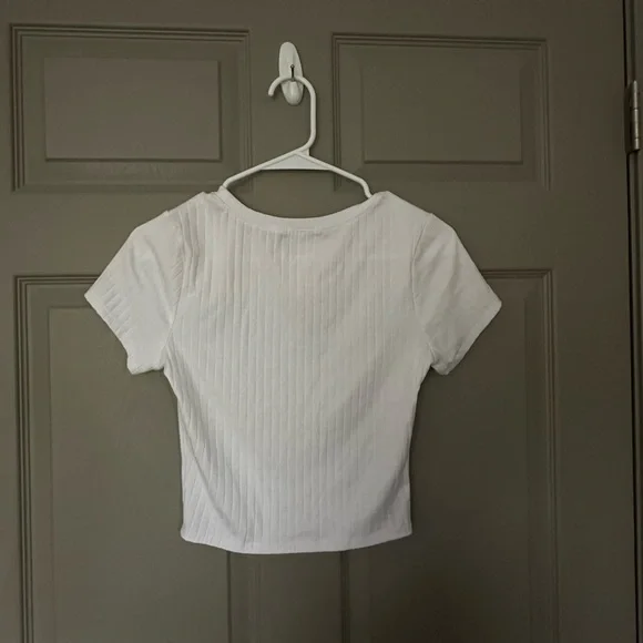 Bozzolo Cropped T-Shirt - Picture 2 of 3